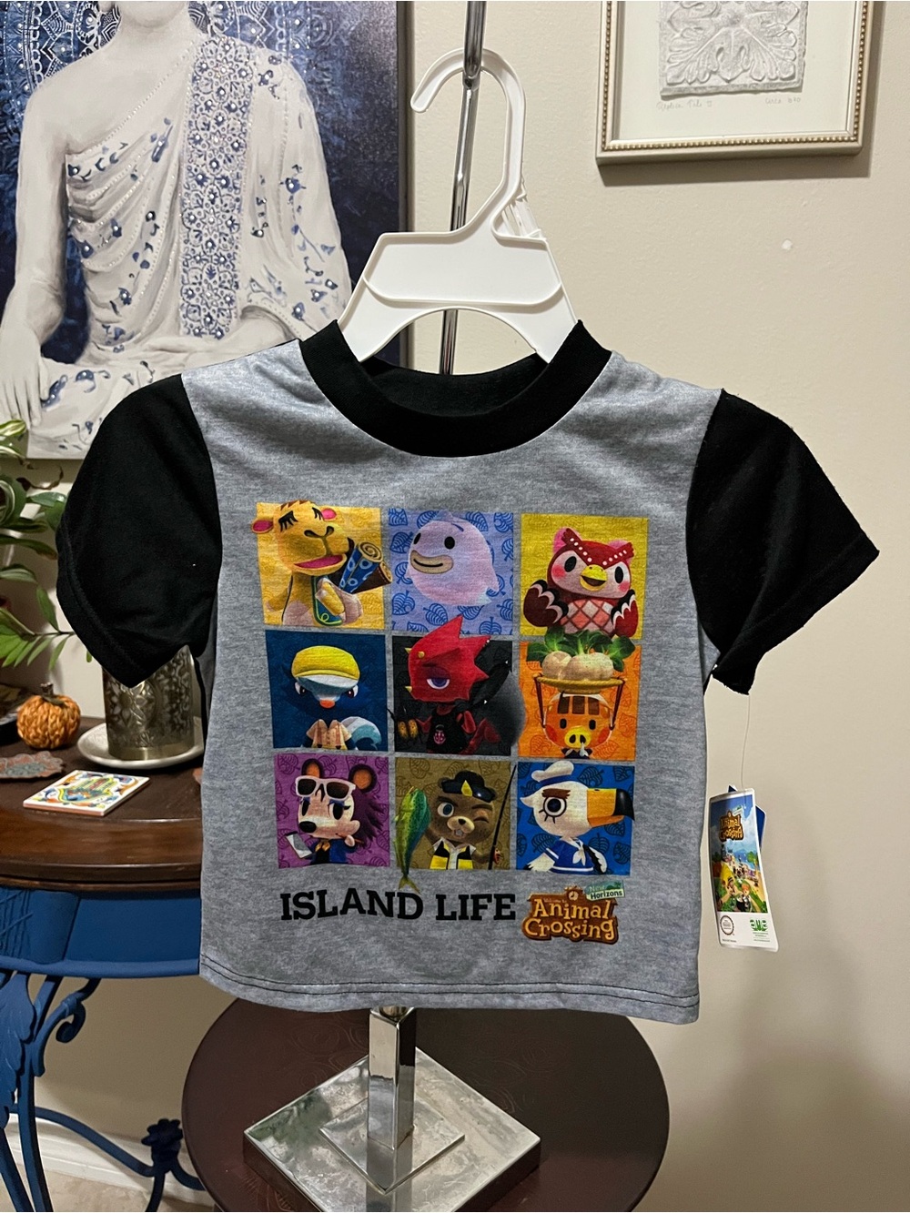 NWT Nintendo Animal Crossing Island Life graphic Pajama t-shirt - 4 Boys
